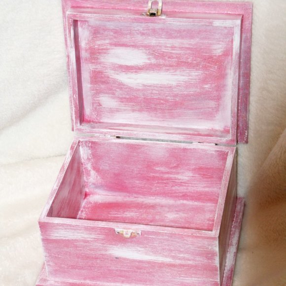 Handmade Pink & White Scarf Gift Set - Picture 2 of 4